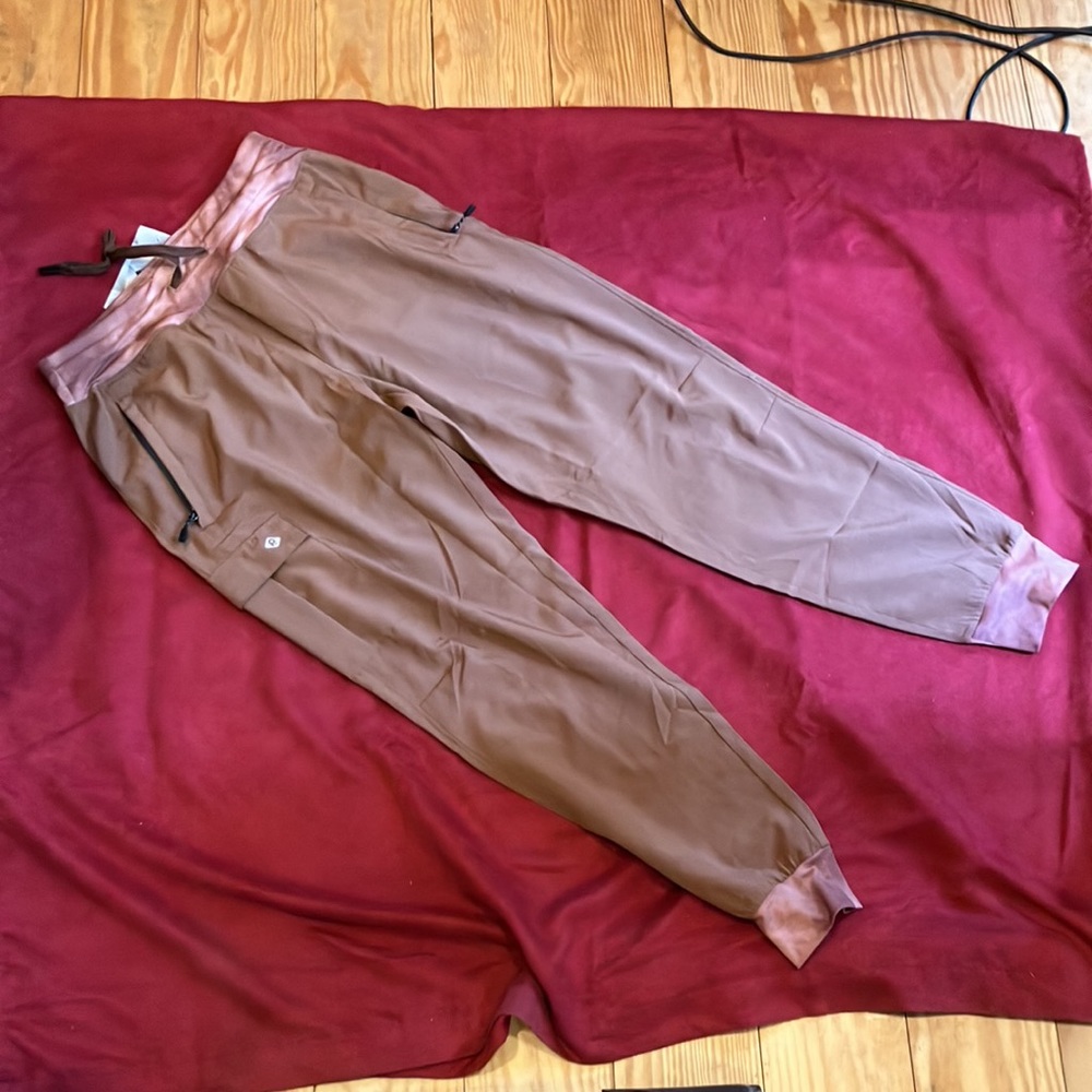 Jogging pants
